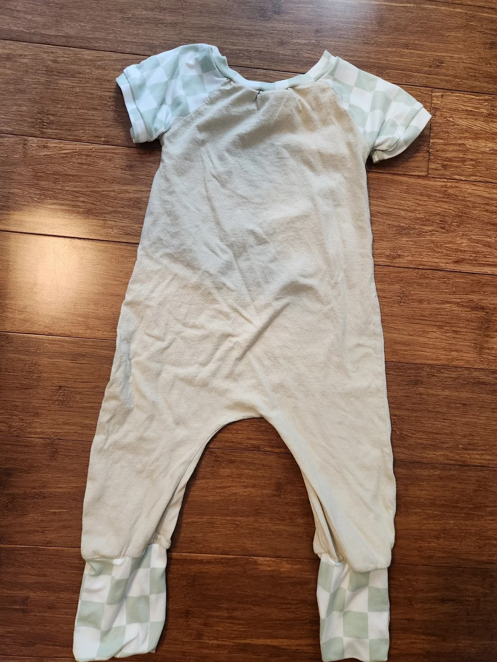 MTV Graphic Baby Girl Boy Short Sleeve Pants One Piece Romper Mint & Cream, 2T